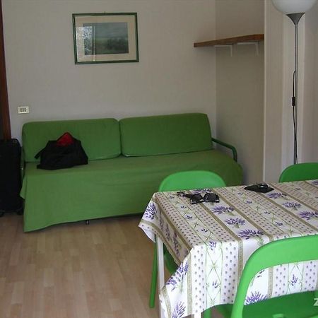 Casa Vacanze Orchidea Apartment Diano Marina Bagian luar foto